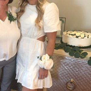 WAYF White Cut-Out Puff Sleeve Dress